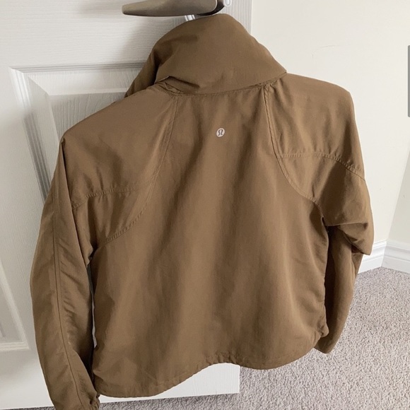 lululemon athletica Jackets & Blazers - Lululemon effortless jacket